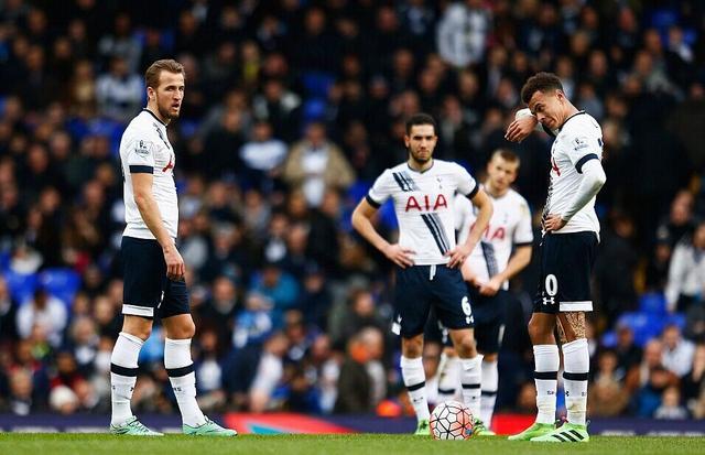 马刺新人连续爆发（马刺新生力量连连发威）