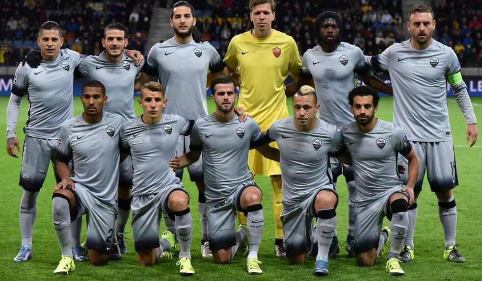 普利希奇：魔笛确实送了手机；看年轻队友表演会让我尬穿地心（普利希奇：魔笛真给我送了手机；看年轻队友表演让我尴尬到地心）