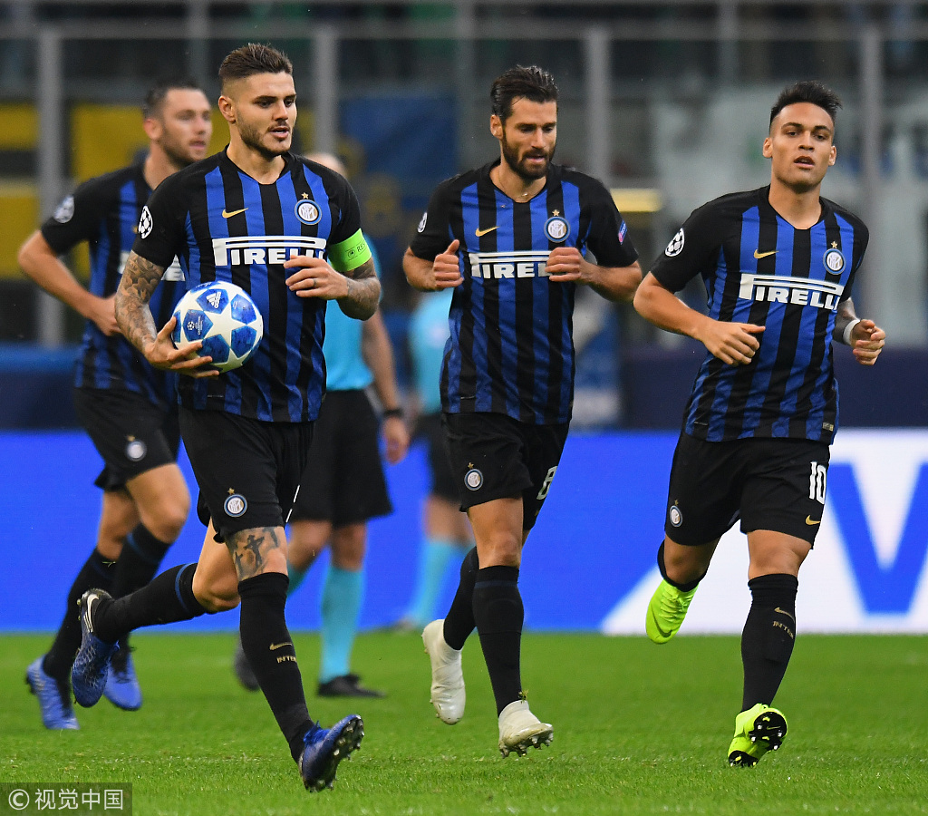 东契奇飞抵费城加入湖人！周一复出战76人 詹姆斯状态升级也有望回归（东契奇抵达费城加盟湖人！周一或复出战76人 詹姆斯状态提升同样有望回归）