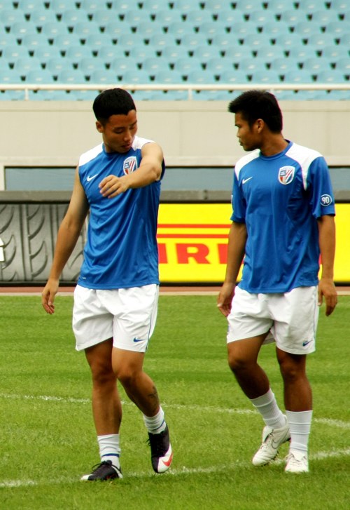 中超赛报：上海申花客场击败广州队,（中超战报：上海申花客场战胜广州队）